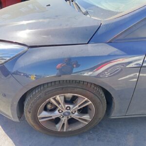 ALETA DELANTERA IZQUIERDA FORD FOCUS BERLINA (CB8)