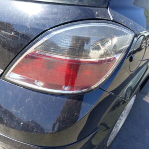 PILOTO TRASERO DERECHO OPEL ASTRA H BERLINA