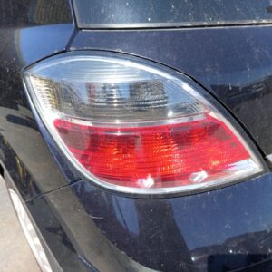 PILOTO TRASERO IZQUIERDO OPEL ASTRA H BERLINA