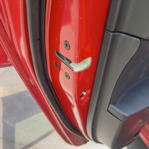 CERRADURA PUERTA TRASERA IZQUIERDA MAZDA 3 BERLINA (BL)