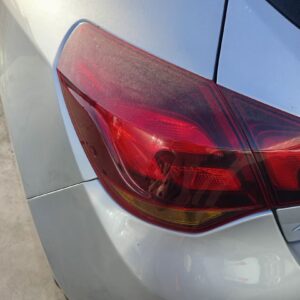 PILOTO TRASERO IZQUIERDO OPEL ASTRA J BERLINA 5P
