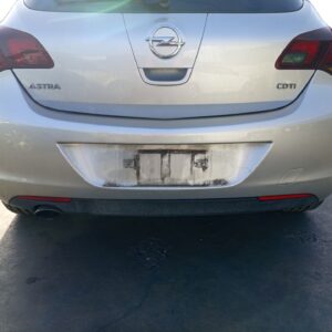 PARAGOLPES TRASERO OPEL ASTRA J BERLINA 5P