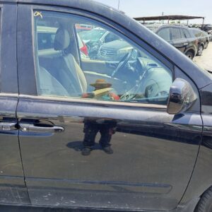 PUERTA DELANTERA DERECHA KIA CARNIVAL