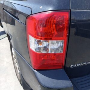 PILOTO TRASERO IZQUIERDO KIA CARNIVAL