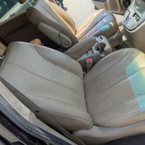 ASIENTO DELANTERO DERECHO KIA CARNIVAL