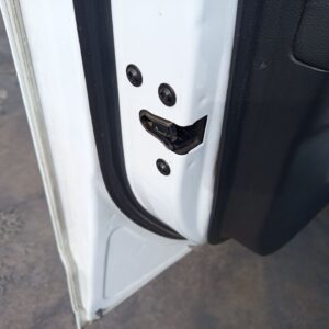 CERRADURA PUERTA DELANTERA IZQUIERDA CHEVROLET ORLANDO
