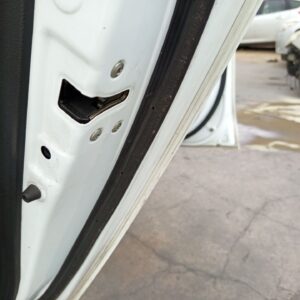 CERRADURA PUERTA TRASERA DERECHA KIA CEED (JD)