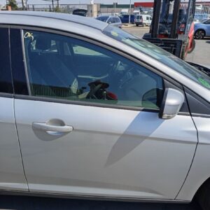 PUERTA DELANTERA DERECHA FORD FOCUS BERLINA (CB8)