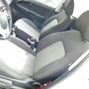 ASIENTO DELANTERO IZQUIERDO KIA VENGA (YN)