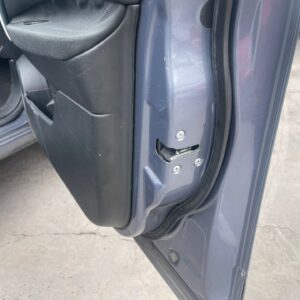 CERRADURA PUERTA DELANTERA DERECHA NISSAN QASHQAI (J10)