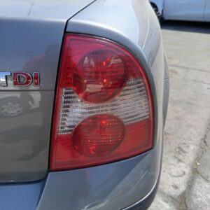 PILOTO TRASERO DERECHO VOLKSWAGEN PASSAT BERLINA (3B3)