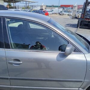 PUERTA DELANTERA DERECHA VOLKSWAGEN PASSAT BERLINA (3B3)