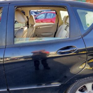 PUERTA TRASERA IZQUIERDA MERCEDES-BENZ CLASE A (BM 169)