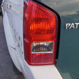 PILOTO TRASERO IZQUIERDO NISSAN PATHFINDER (R51)