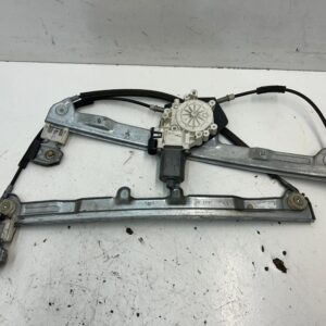 ELEVALUNAS DELANTERO DERECHO MITSUBISHI COLT CZ3 BERL. 5 (Z30A)