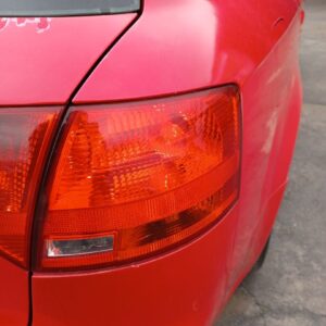 PILOTO TRASERO DERECHO AUDI A4 AVANT (8E)