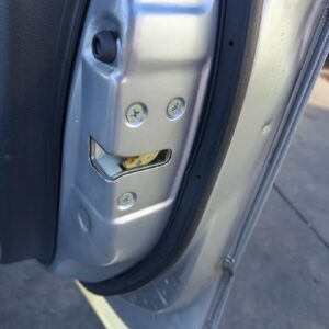CERRADURA PUERTA DELANTERA DERECHA HONDA CIVIC 5 PUERTAS (FK)