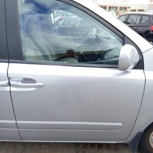 PUERTA DELANTERA DERECHA KIA CARNIVAL