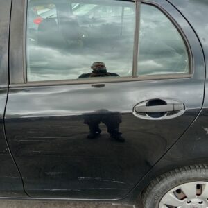 PUERTA TRASERA IZQUIERDA TOYOTA YARIS (KSP9/SCP9/NLP9)
