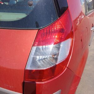 PILOTO TRASERO DERECHO RENAULT SCENIC II (JM)