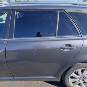 PUERTA TRASERA IZQUIERDA TOYOTA AVENSIS WAGON (T25)
