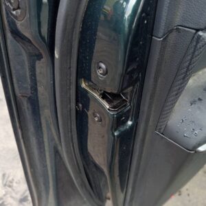 CERRADURA PUERTA DELANTERA IZQUIERDA SSANGYONG XLV