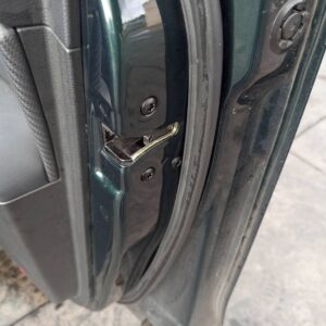 CERRADURA PUERTA DELANTERA DERECHA SSANGYONG XLV