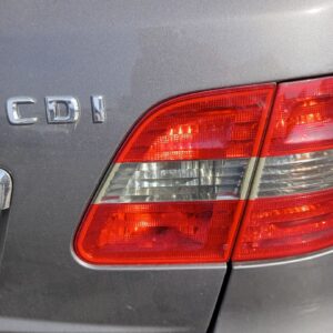 PILOTO TRASERO DERECHO INTERIOR MERCEDES-BENZ CLASE B (BM 245)