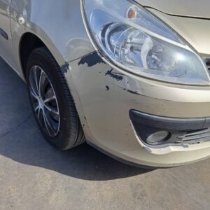 PARAGOLPES DELANTERO RENAULT CLIO III
