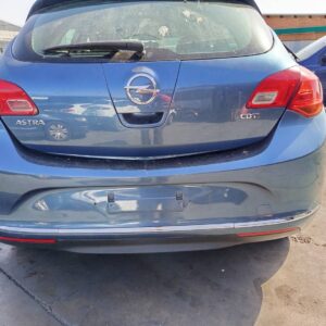 PARAGOLPES TRASERO OPEL ASTRA J BERLINA 5P