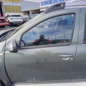 PUERTA DELANTERA IZQUIERDA DACIA DUSTER I