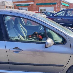 PUERTA DELANTERA DERECHA PEUGEOT 307 (S1)(04.2001)