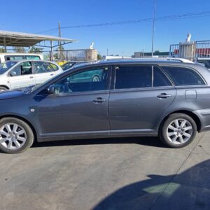 PORTON TRASERO TOYOTA AVENSIS WAGON (T25)