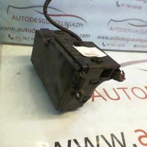 CAJA RELES / FUSIBLES FORD FOCUS BERLINA (CAP)