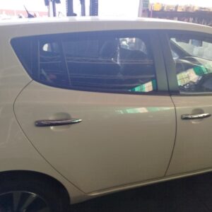 PUERTA TRASERA DERECHA NISSAN LEAF (ZE0)
