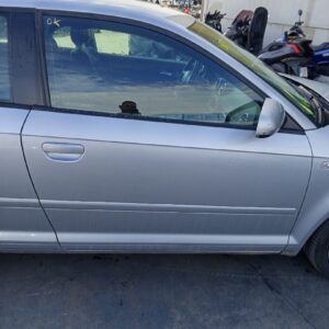 PUERTA DELANTERA DERECHA AUDI A3 (8P1)