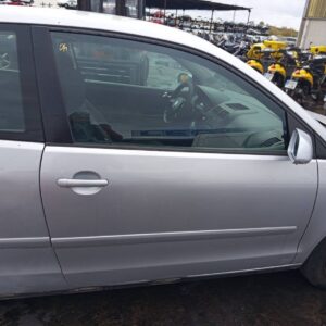 PUERTA DELANTERA DERECHA VOLKSWAGEN POLO IV (9N3)