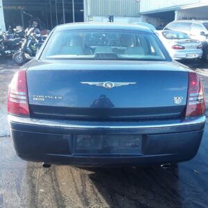 TAPA MALETERO CHRYSLER 300C (LE/LX)