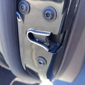 CERRADURA PUERTA DELANTERA IZQUIERDA OPEL INSIGNIA BERLINA