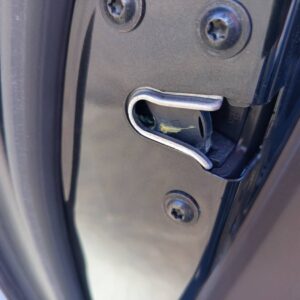 CERRADURA PUERTA TRASERA IZQUIERDA OPEL INSIGNIA BERLINA
