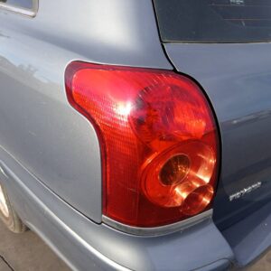 PILOTO TRASERO IZQUIERDO TOYOTA AVENSIS WAGON (T25)