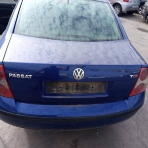 PORTON TRASERO VOLKSWAGEN PASSAT BERLINA (3B3)