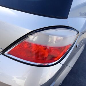 PILOTO TRASERO DERECHO OPEL ASTRA H BERLINA