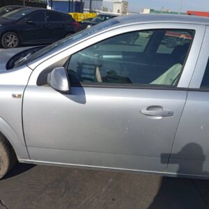 PUERTA DELANTERA IZQUIERDA OPEL ASTRA H BERLINA