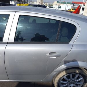 PUERTA TRASERA IZQUIERDA OPEL ASTRA H BERLINA