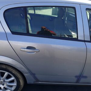 PUERTA TRASERA DERECHA OPEL ASTRA H BERLINA